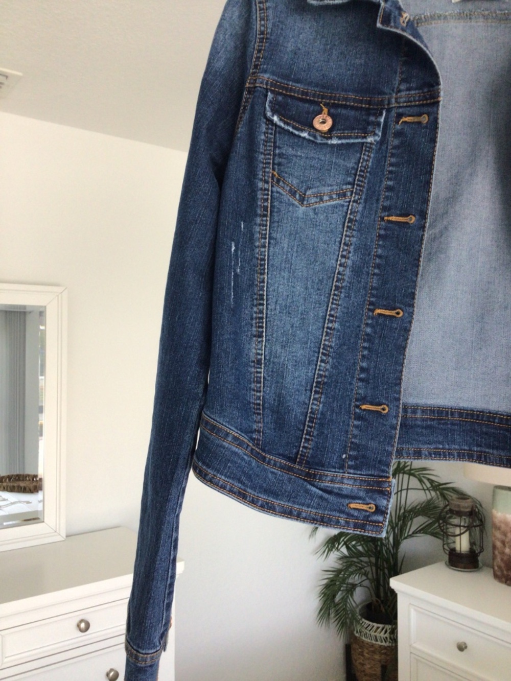 Jean jacket - Picture 5 of 5